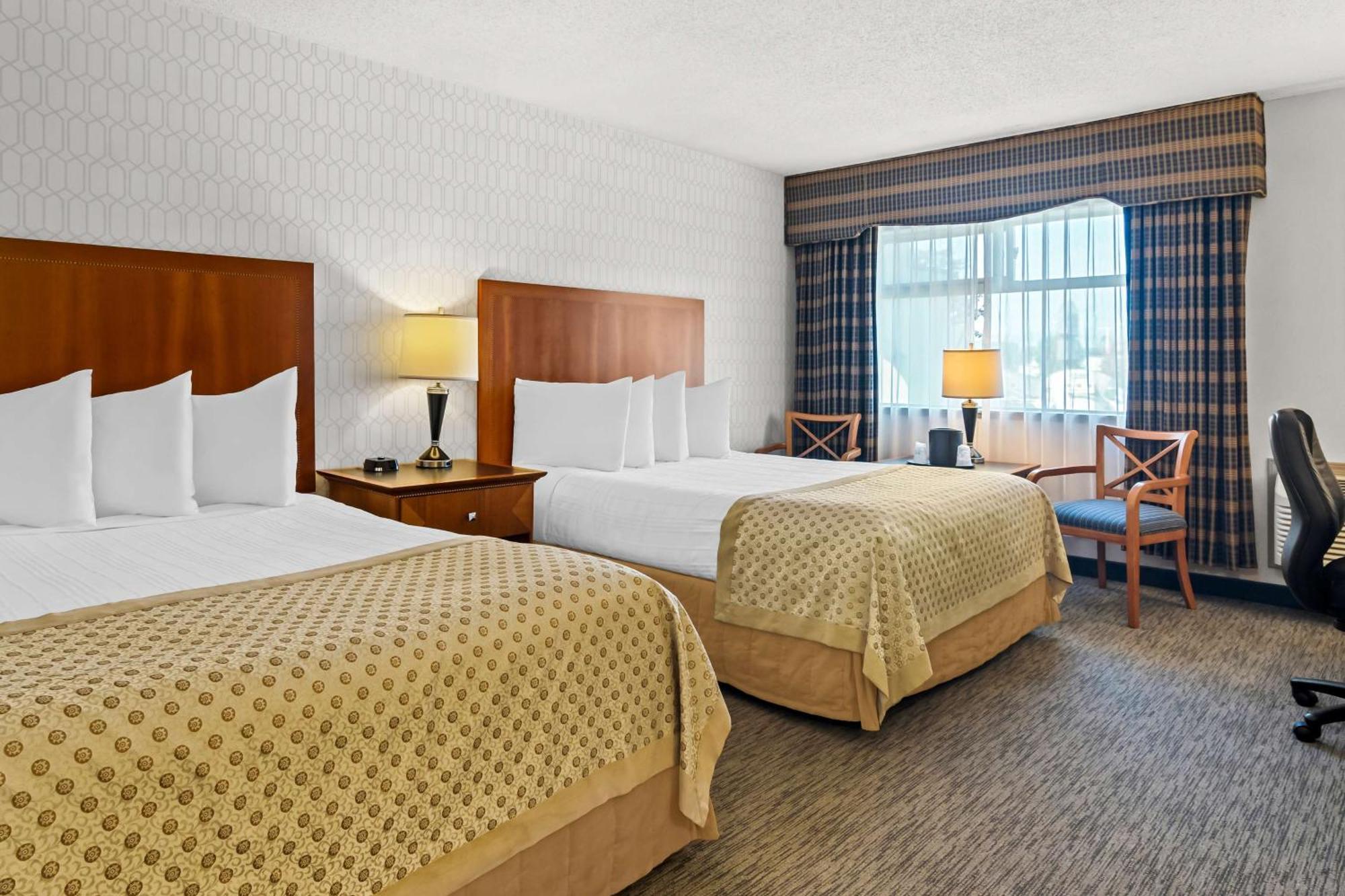 Best Western Plus Langley Inn Экстерьер фото