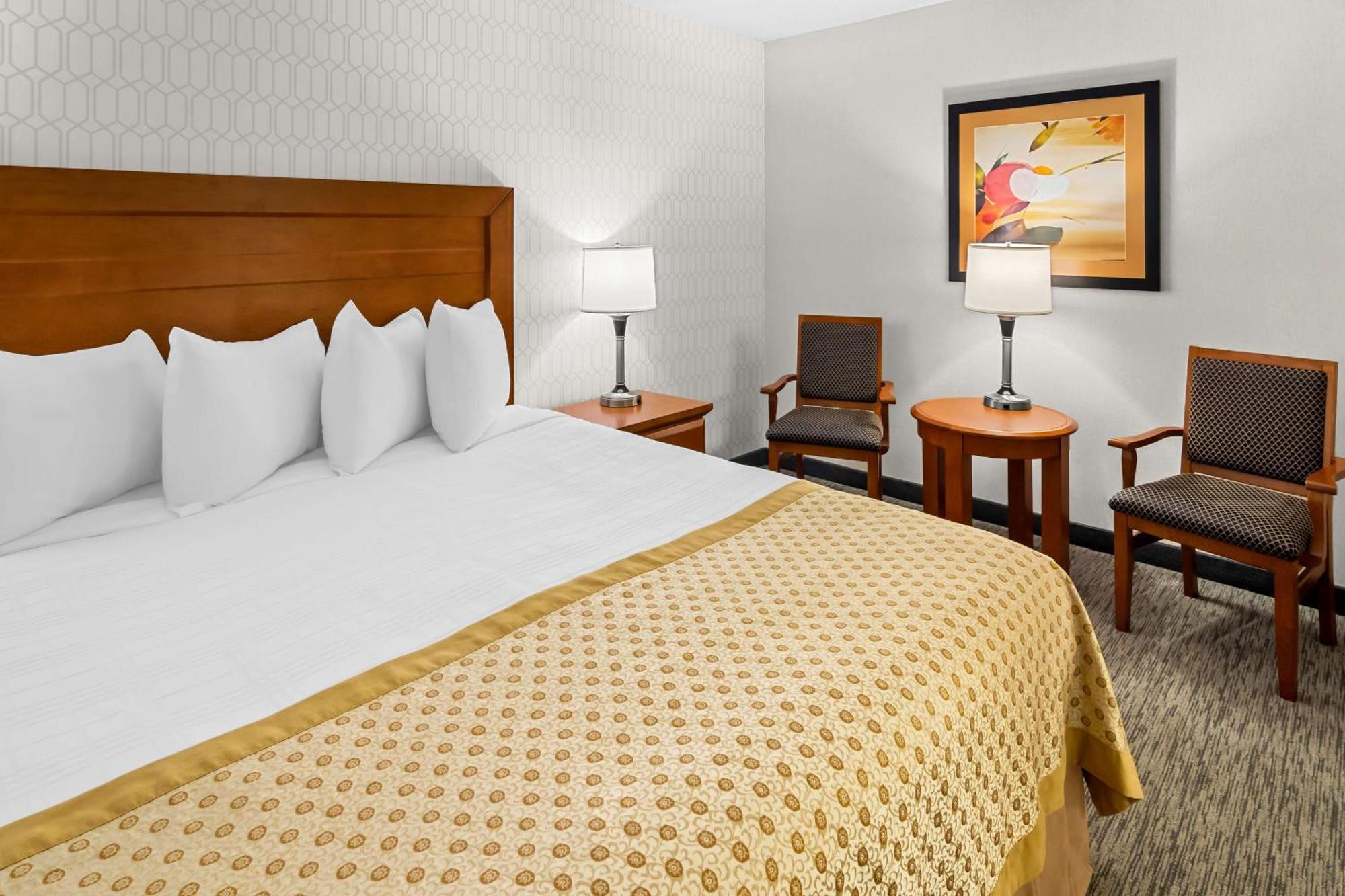 Best Western Plus Langley Inn Экстерьер фото